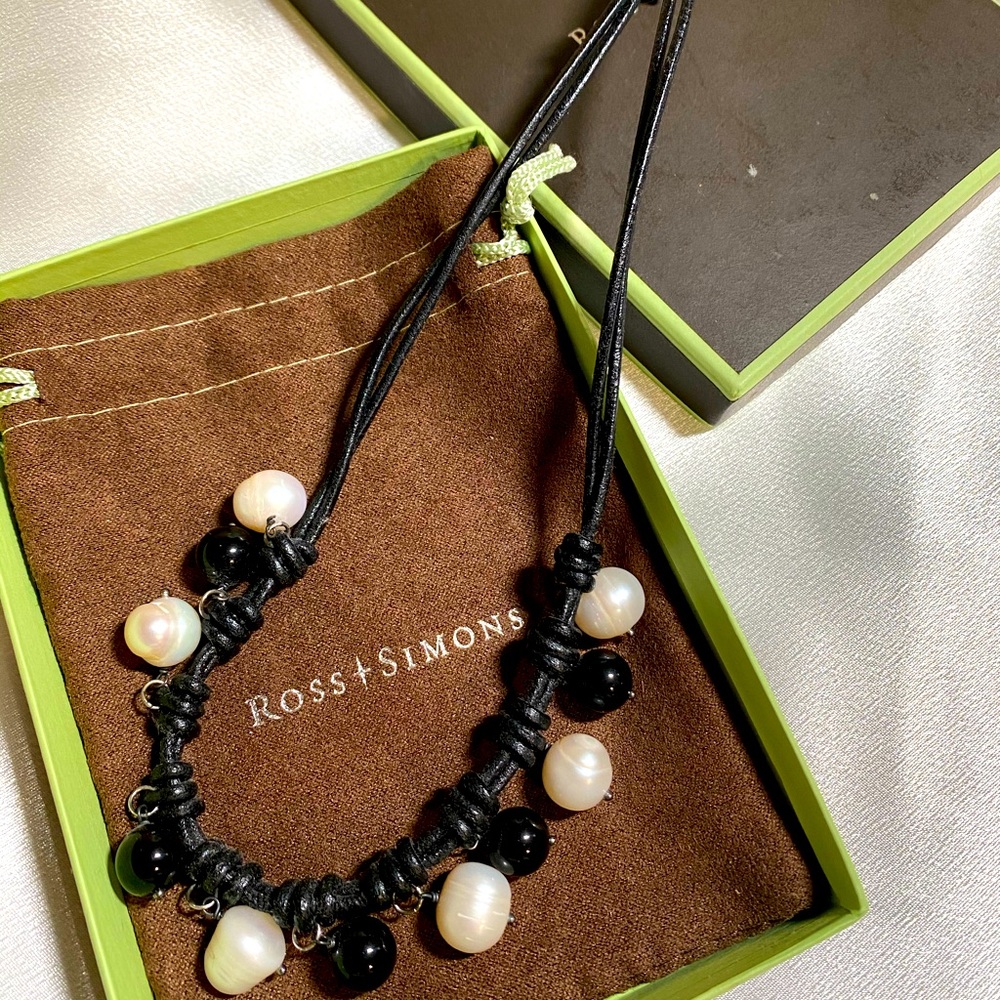NWOT Ross Simons White & Black Pearl Necklace